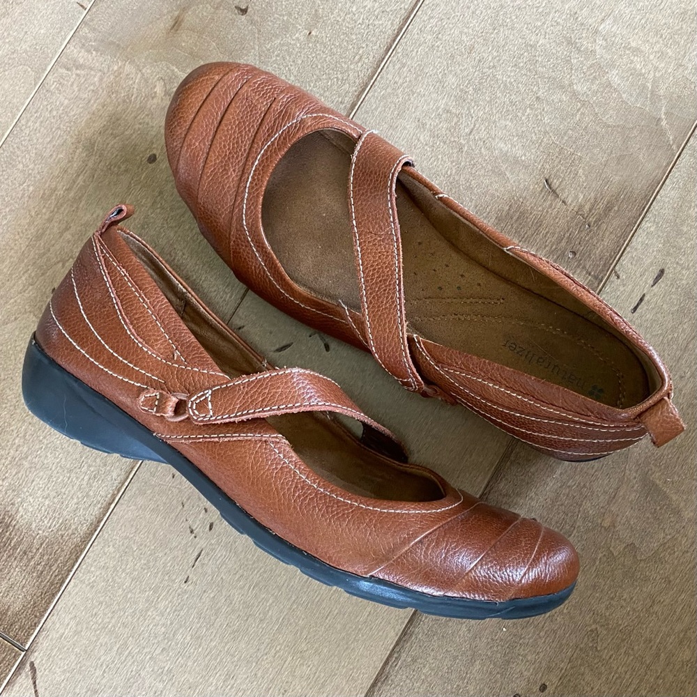 COPY - Naturalizer Noland Leather Comfort Flats